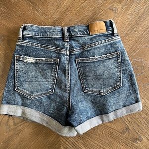 American Eagle High-Waist Mom Shorts